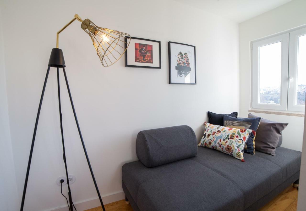 Flh Principe Real With View Apartment Lisbon Exterior photo